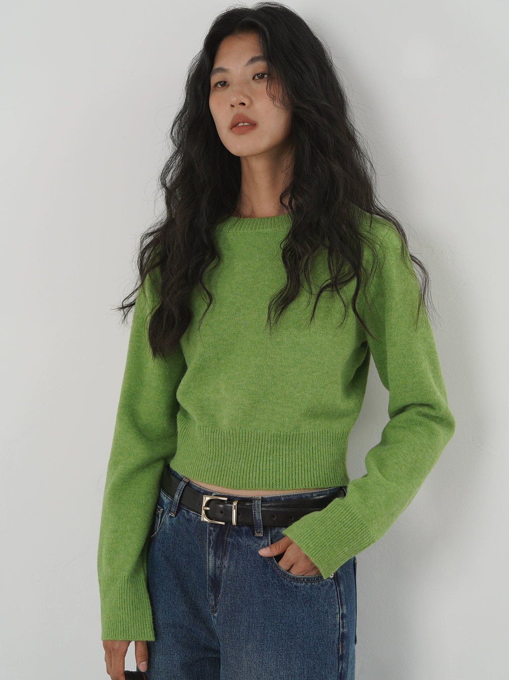 EIGHTHMONTH Vintage Crew Neck High Waist Knitted Sweater