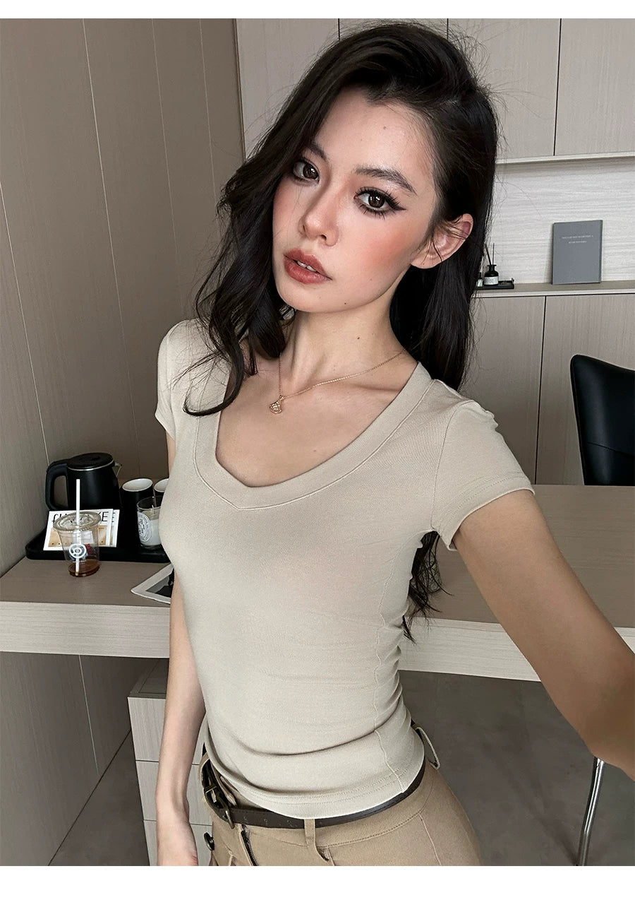 LLROGE V-neck Slim and Thin Tee