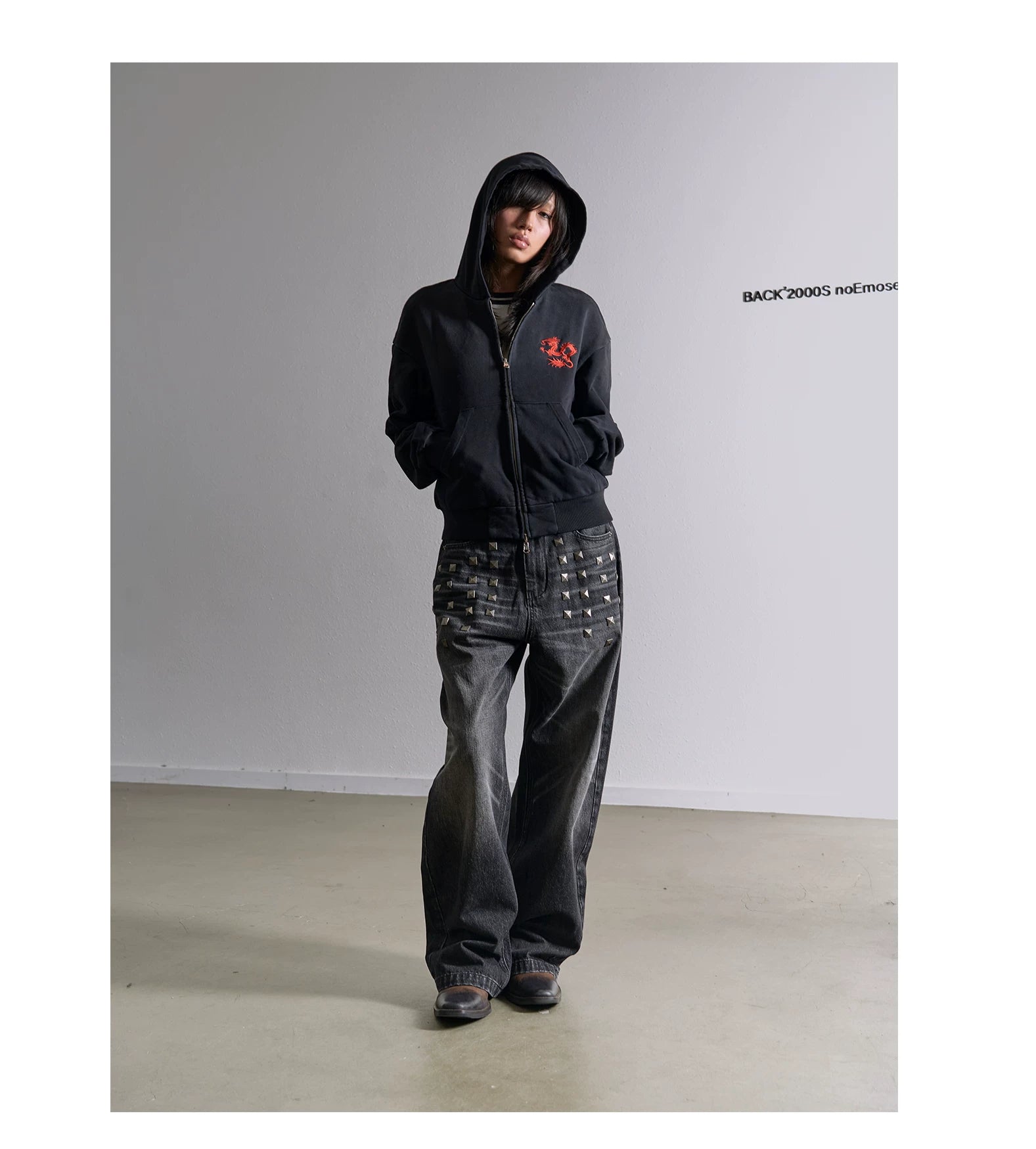 No E Mosen Square Stud Loose Straight Jeans