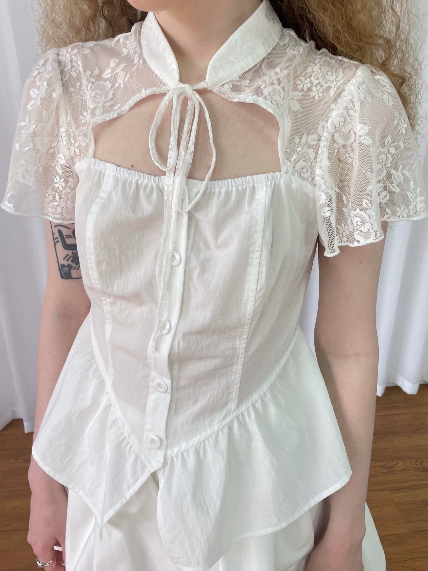Loosesmell Jacquard Lace Stitched Short Sleeve Shirt