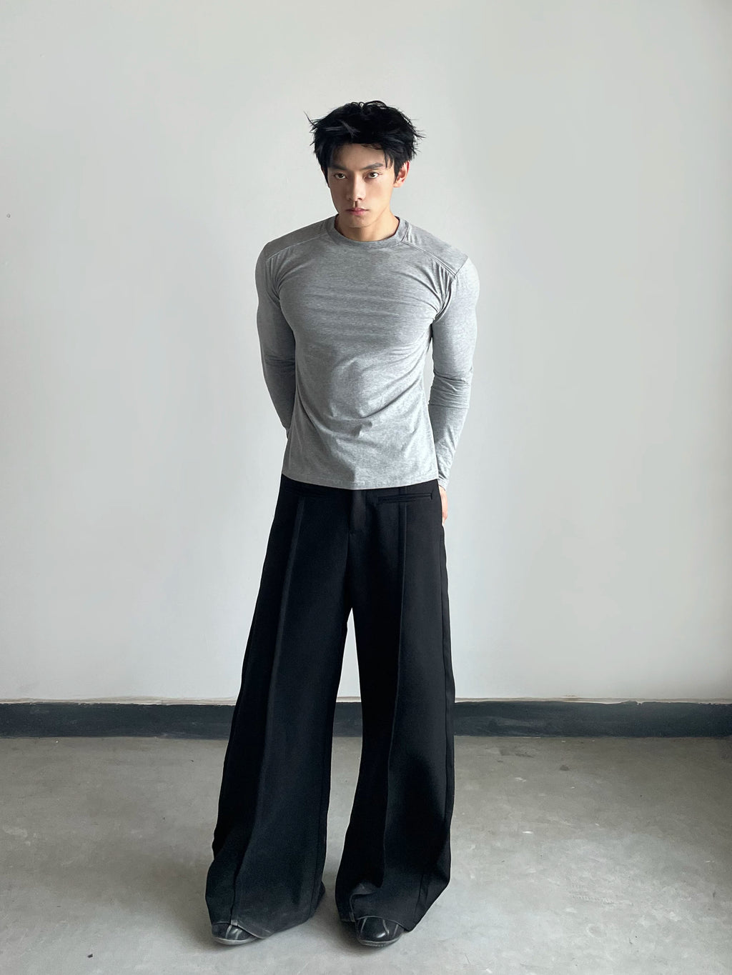 DAY NY High Elastic Front Shoulder Slim Versatile Tee