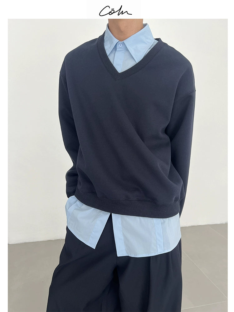 COLN Deep V-neck Fold-on Pullover Sweater