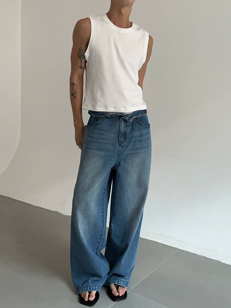 COLN Loose and Versatile Jeans