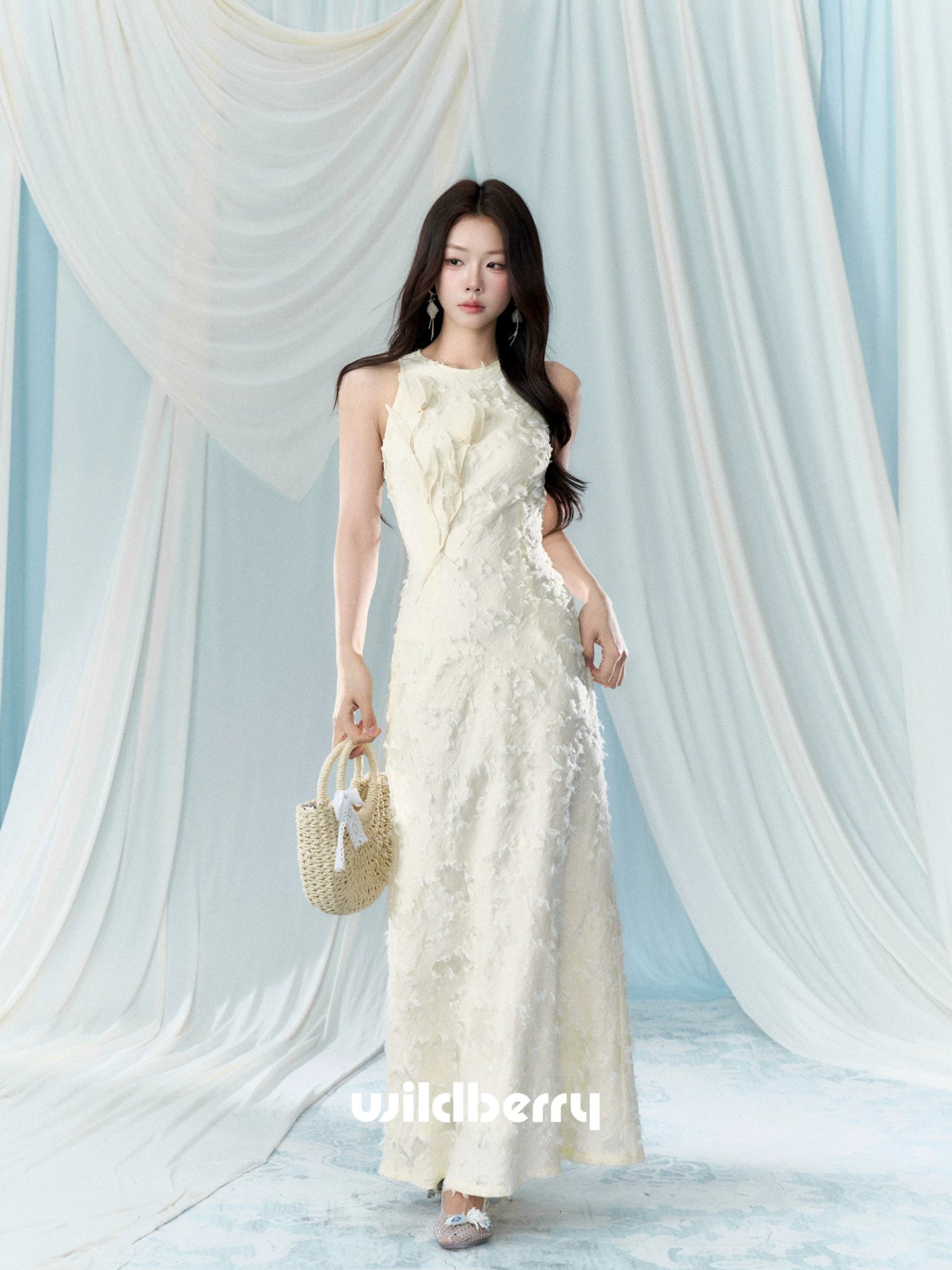 Wildberry Premium Waist Sleeveless Dress