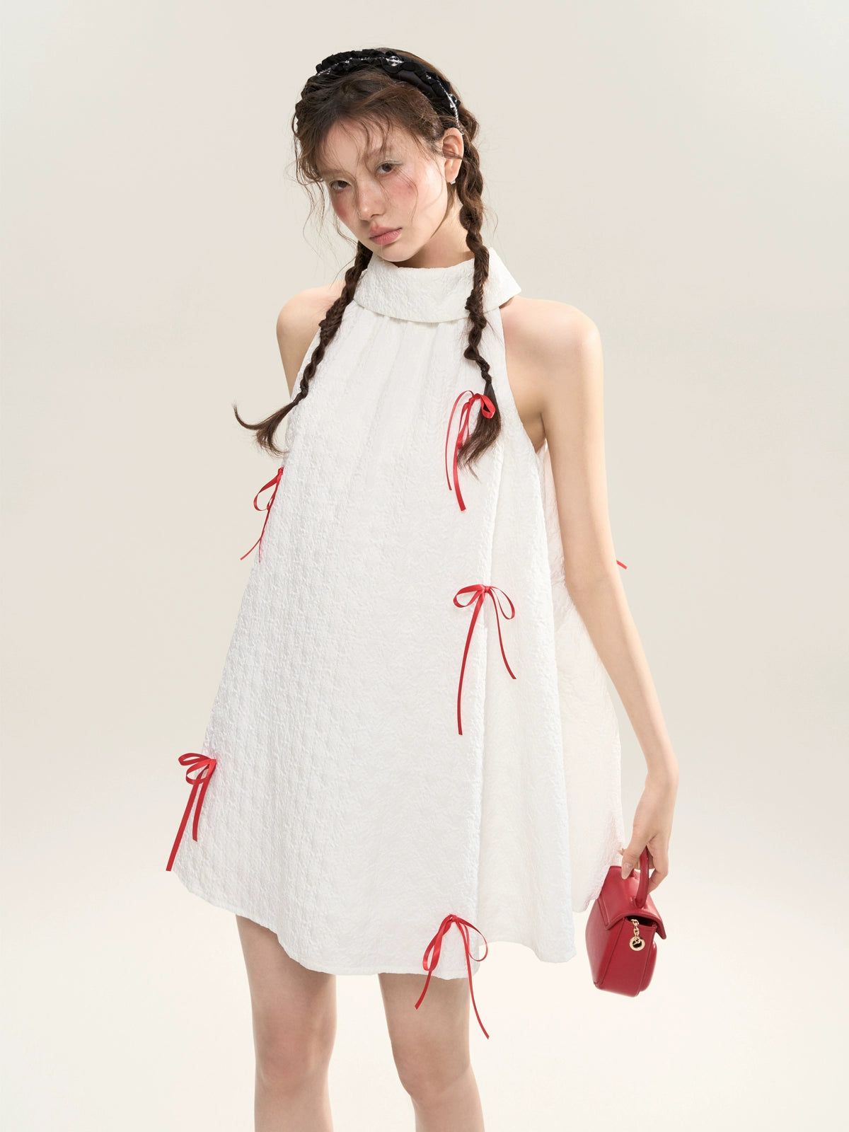 SASSY MOODY Three-dimensional Bow Dress