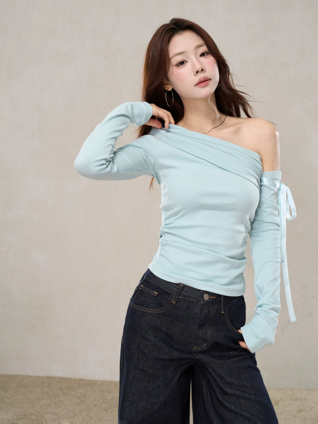 Wildberry Slanted Shoulder Knitted Slim Long Sleeves