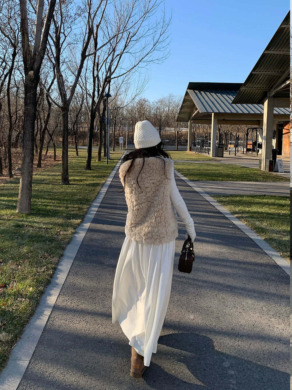 Pusumede Slim-fit Long-sleeved Knitted Sweater Pleated Drape Skirt Set