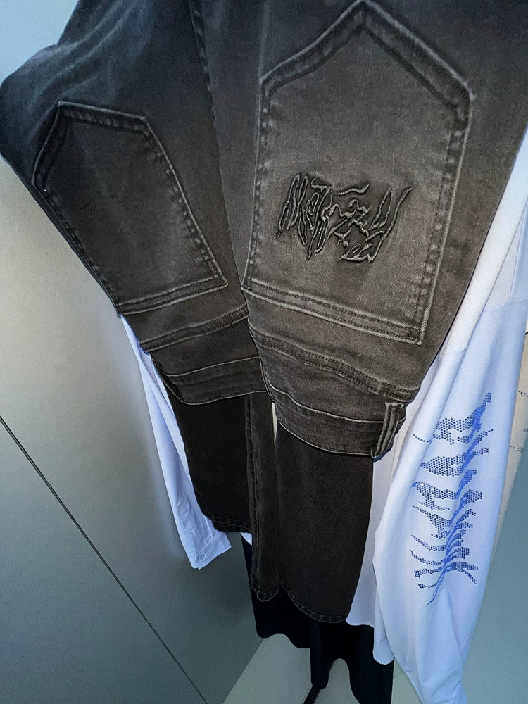 FUZZYKON Pocket Embroidered Slim-fit Stretch Denim Flared Pants