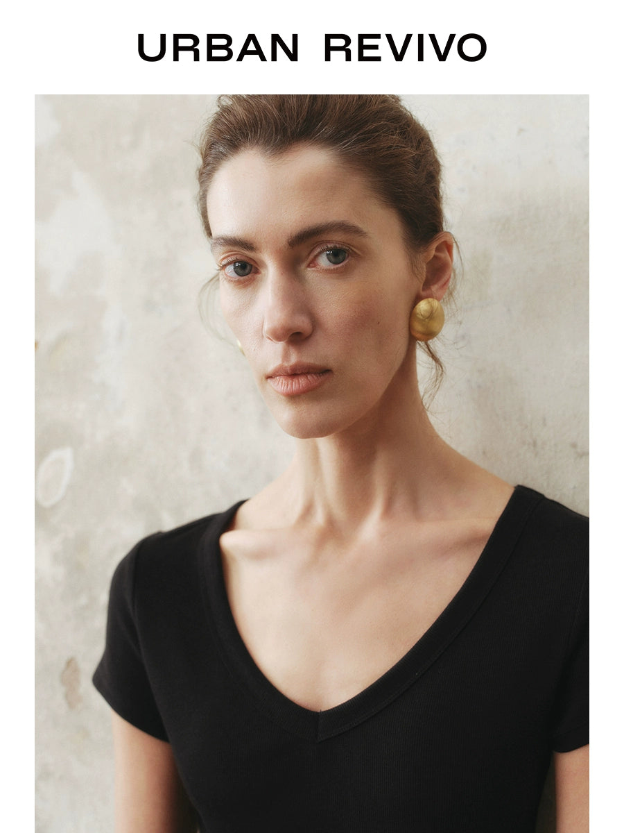 URBAN REVIVO Slim Short V-Neck Short Sleeve T-Shirt