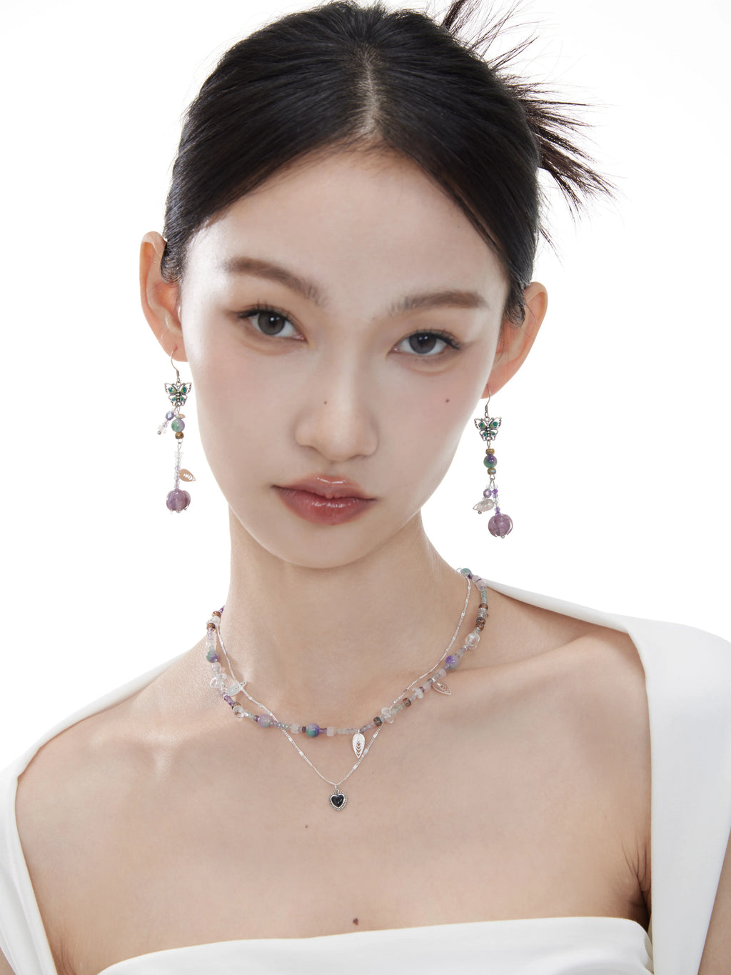 NO SOLUTION Niche Butterfly Earrings