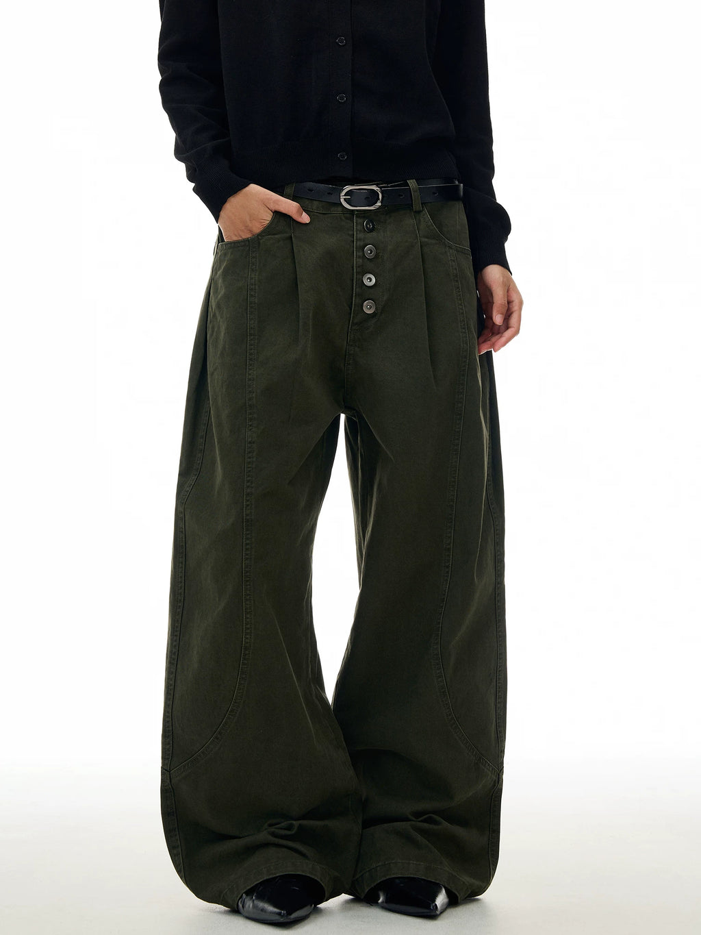 TRUQUEST Vintage Pleated Loose-fitting Wide-leg Cargo Pants