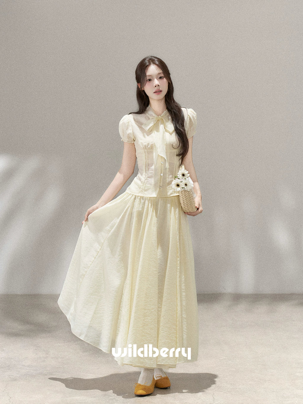 Wildberry Skinny Shirt A-word Skirt Two-piece Set
