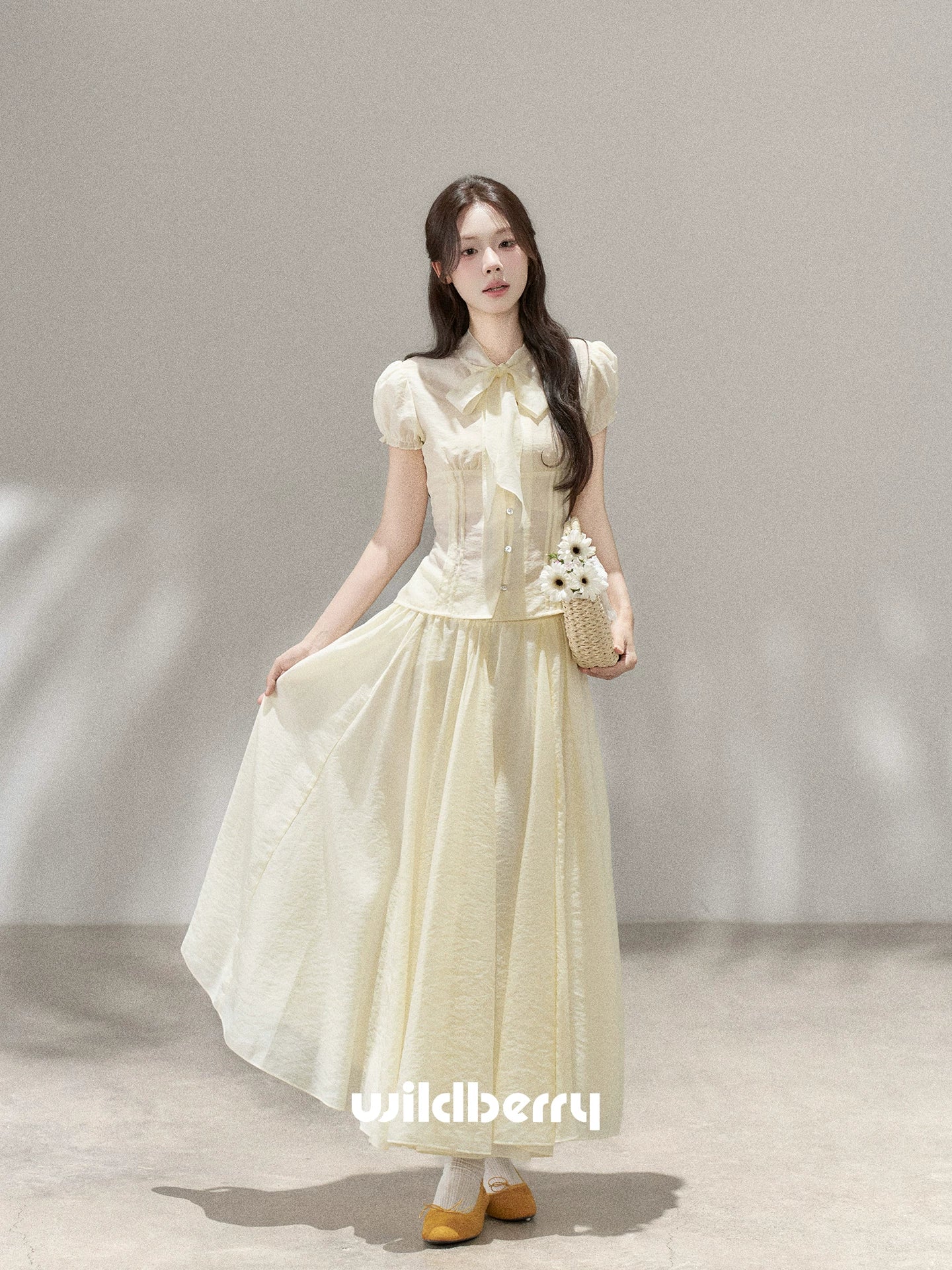 Wildberry Skinny Shirt A-word Skirt Two-piece Set