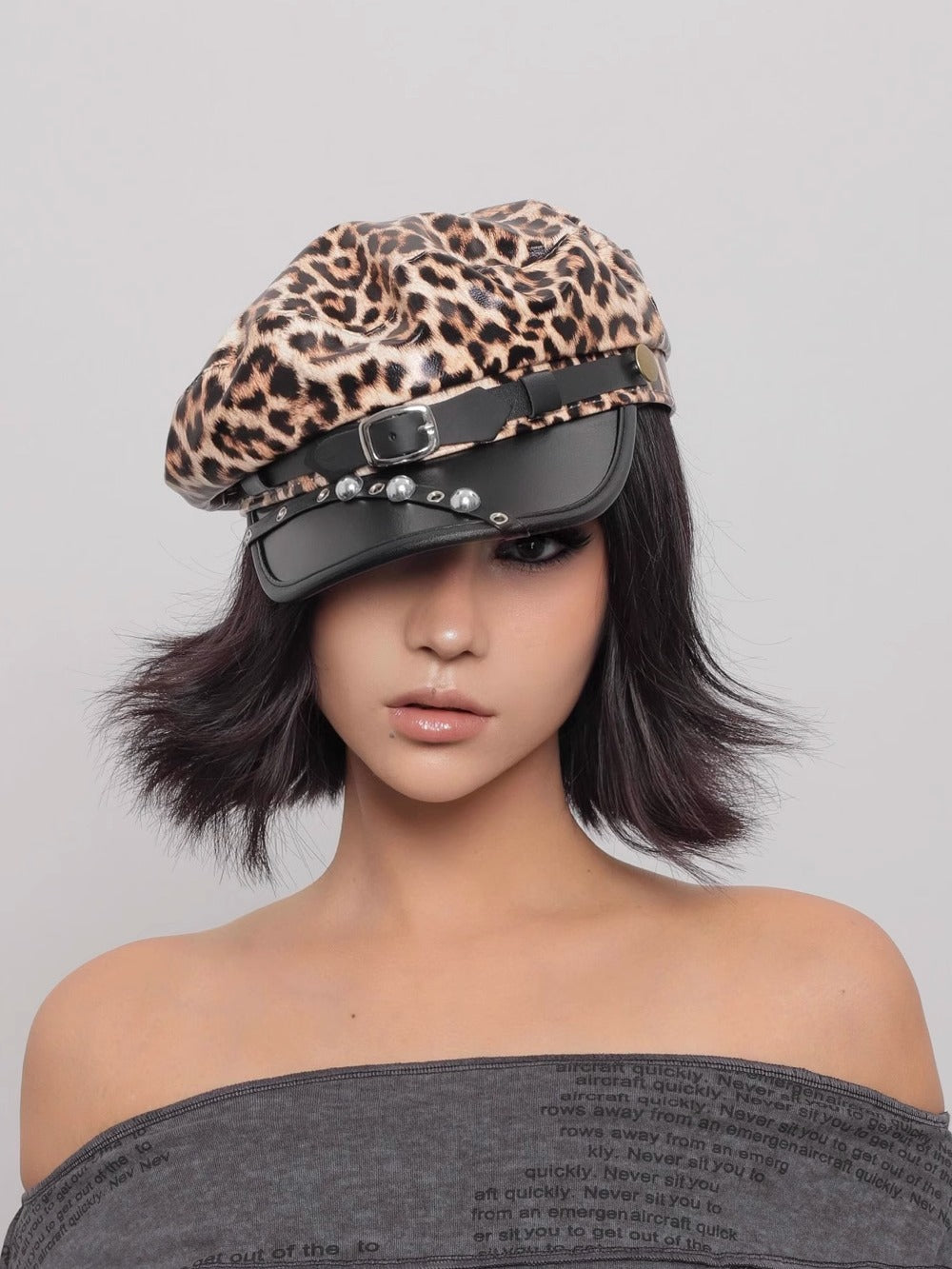 WORLDWIDE  Punk Leopard Rivet Leather Buckle Babes Beret