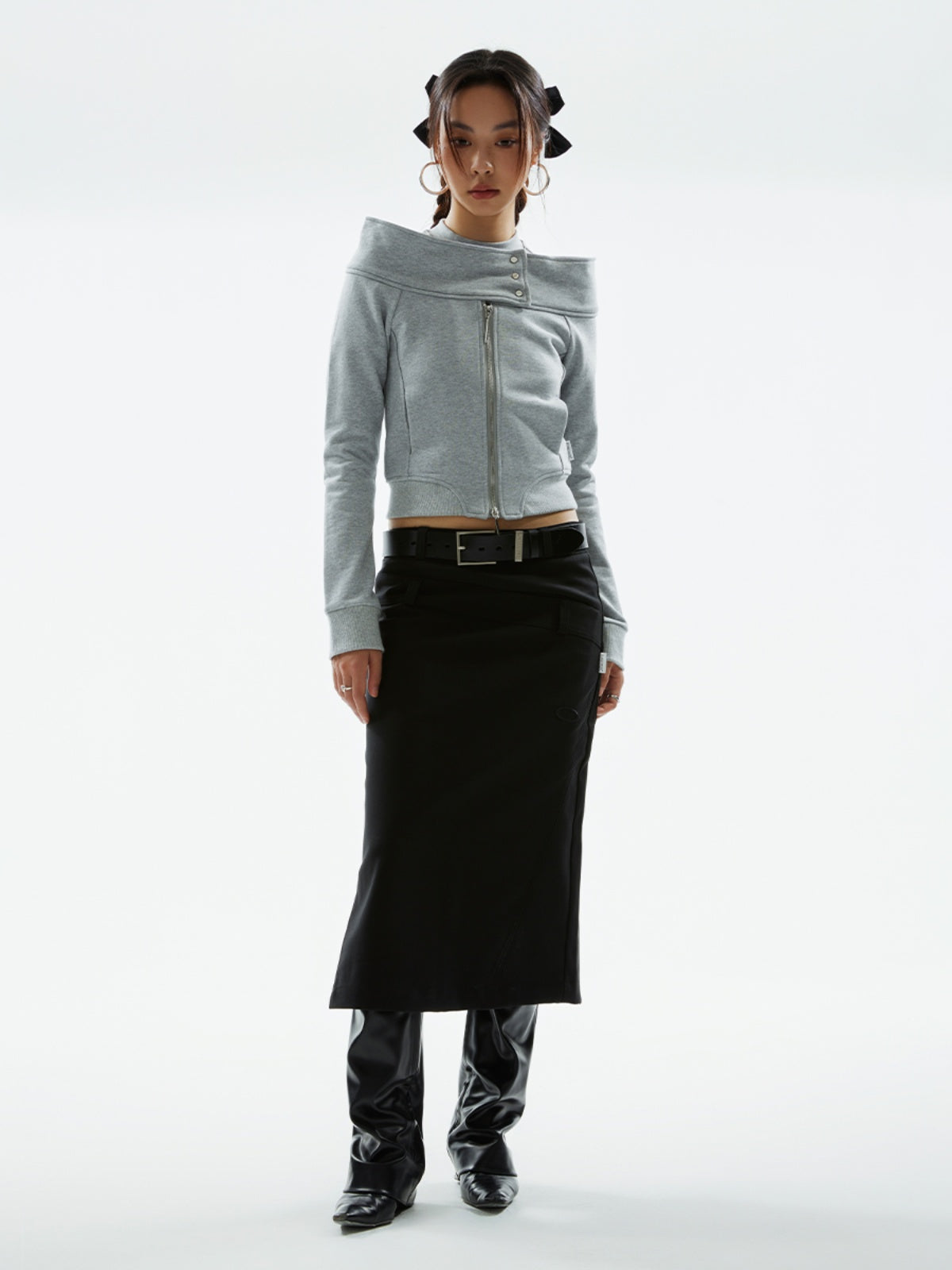 FUNKYFUN One-word Shoulder Zipper Cardigan Sweater