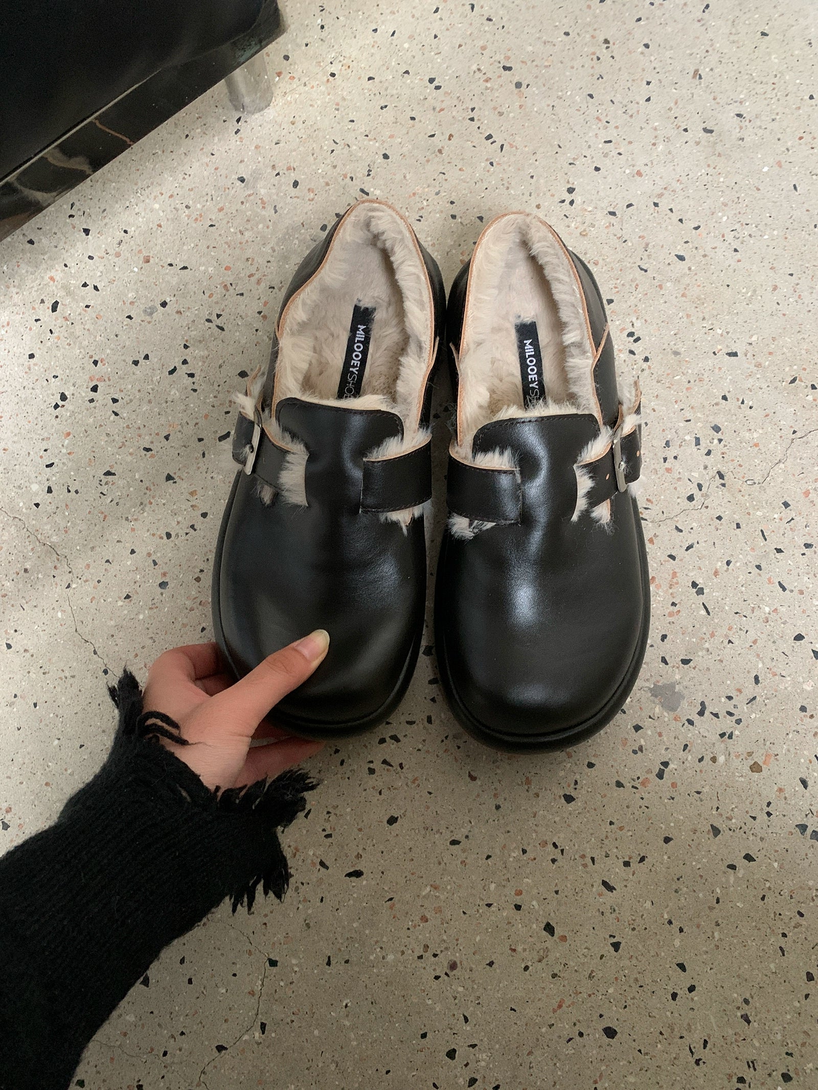 Milooey Thick-soled Velvet One-pedal Fluffy Shoes