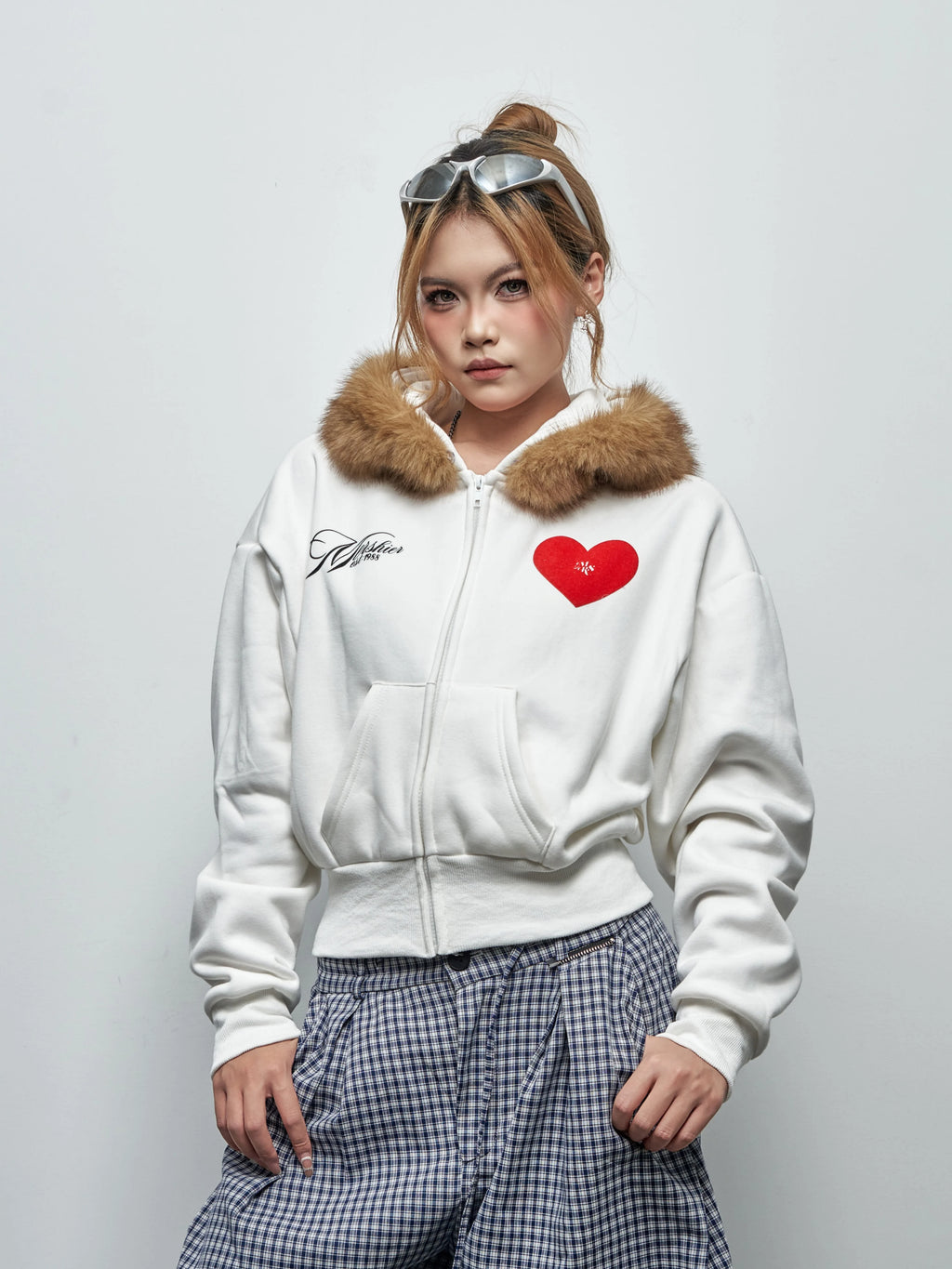 Saimt Retro Heart Detachable Faux Fur Collar Hoodie