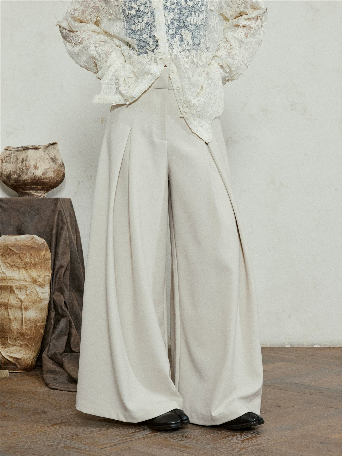 SUNYVONNE High-waisted Wide-leg Floor-length Suit Pants