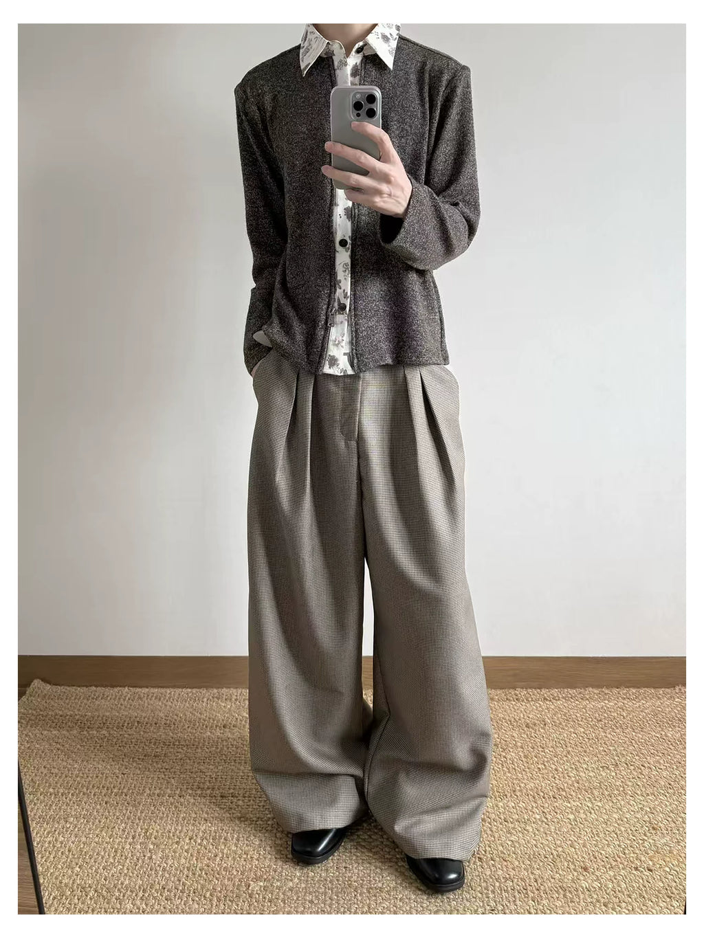 SINONOME Pleated A-shaped Wide-leg Loose Casual Trousers