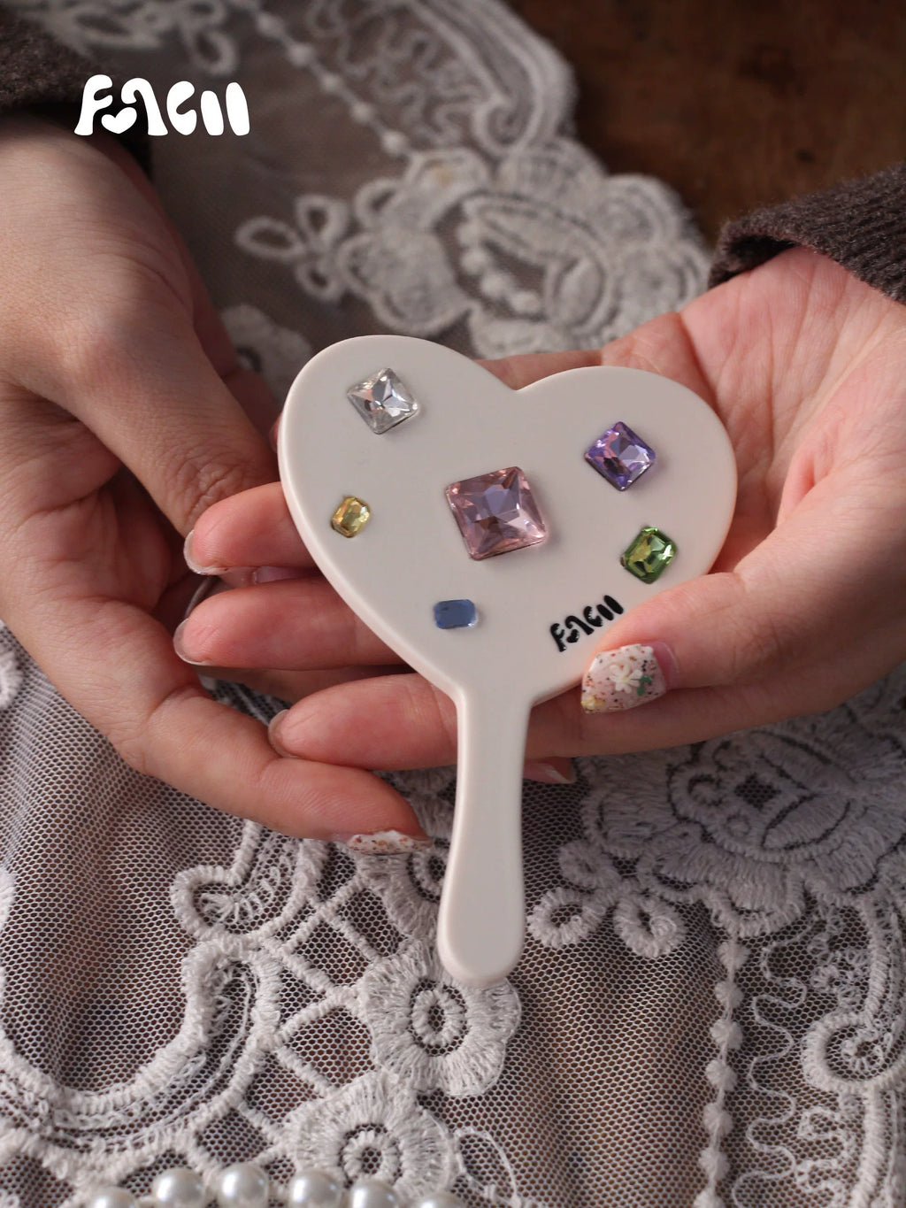 FUNCOO Love Drill Handheld Makeup Mini Mirror