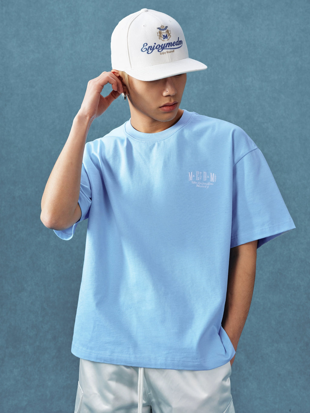 MEDM Letter Embroidery Loose Tee
