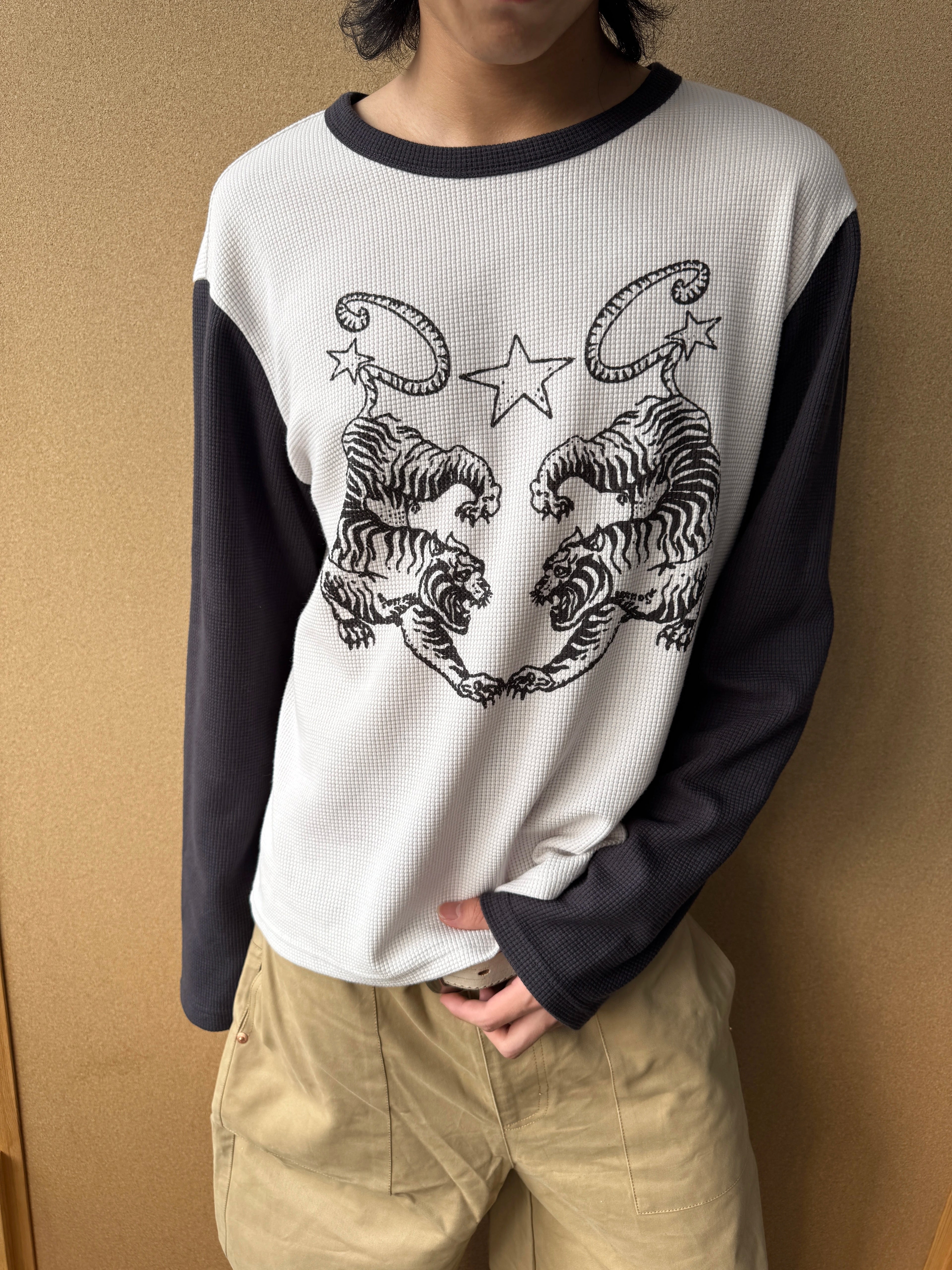InsGale Tiger Splicing Rough Sleeve Long Sleeve