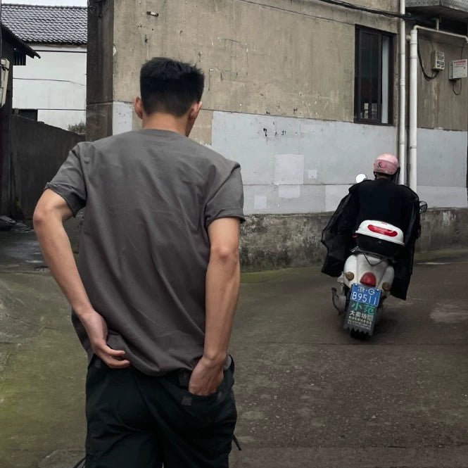 GTAL Small Neckline Base Versatile Tee