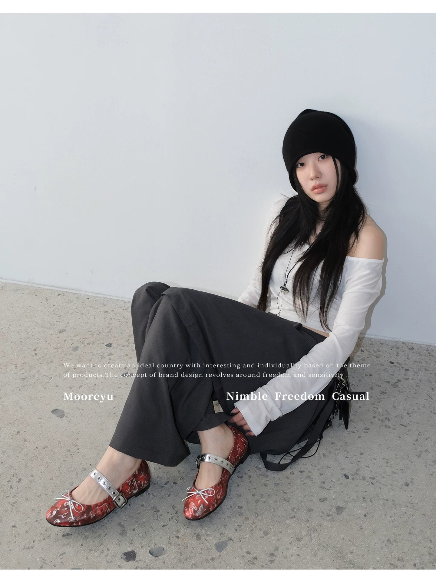 Mooreyu Bow Light Mouth One Word with Flat Sole Shoes