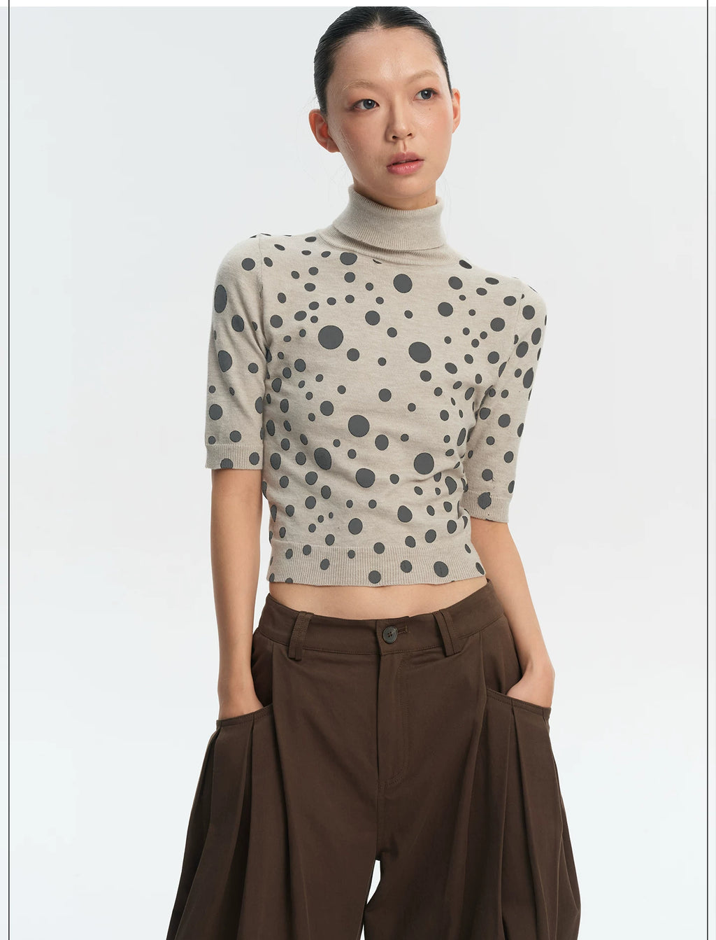 LINY LIBERTY Vintage Irregular Polka Dot Print Turtleneck Tee