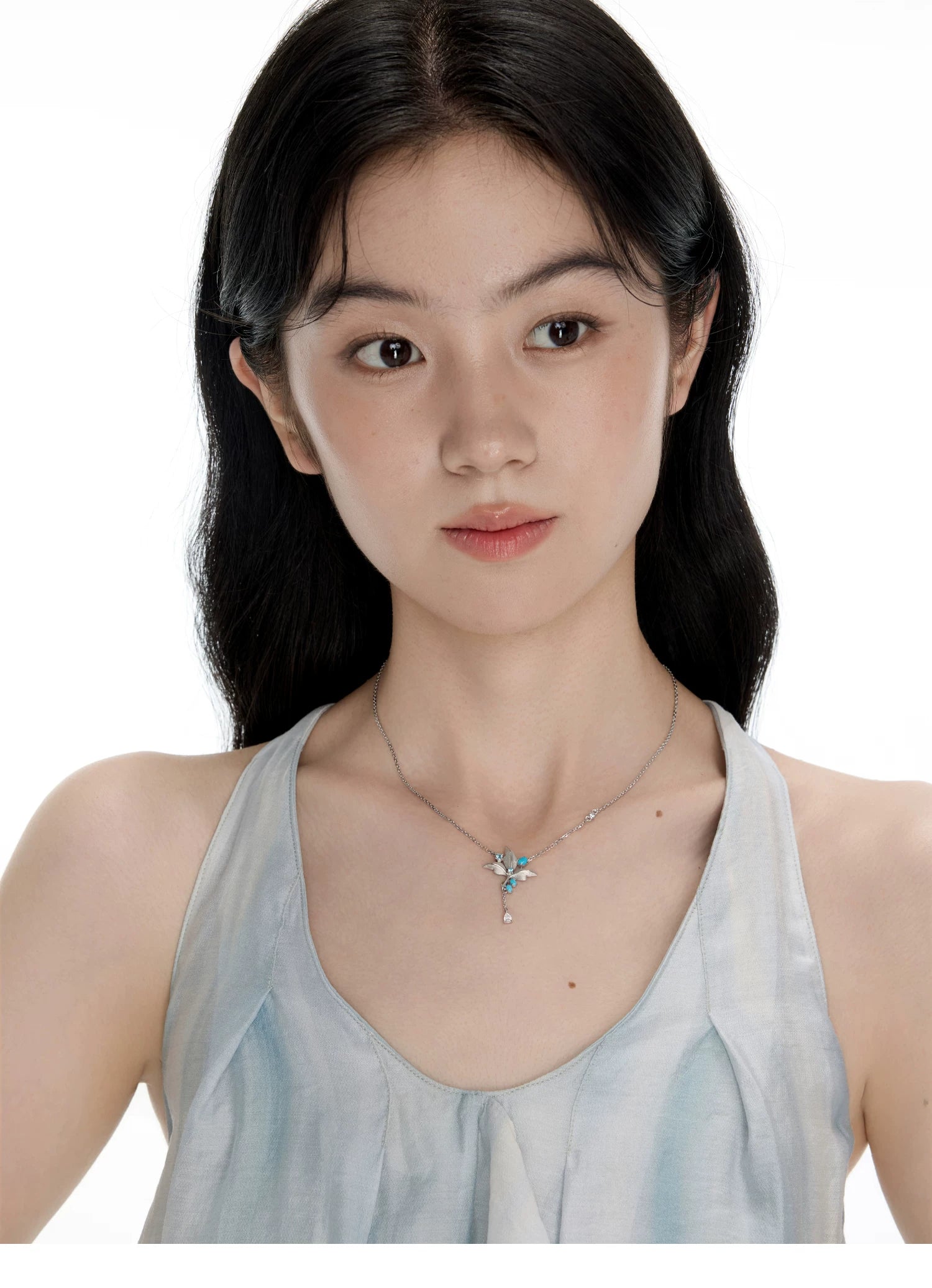 NO SOLUTION Blue Turquoise Diamond Brushed Leaf Water Drop Necklace