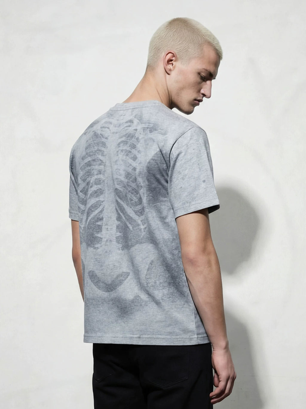 Empty Eyes Skeleton Print Casual Tee