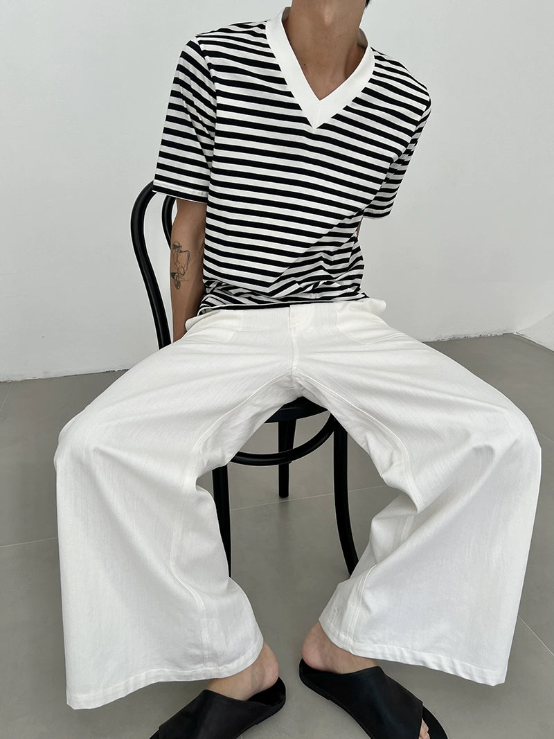 COLN Versatile V-neck Striped Tee