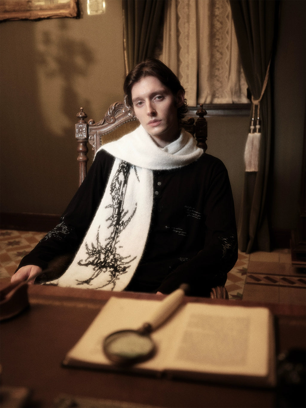 WANNA LAB Knitted Jacquard Fringed Scarf