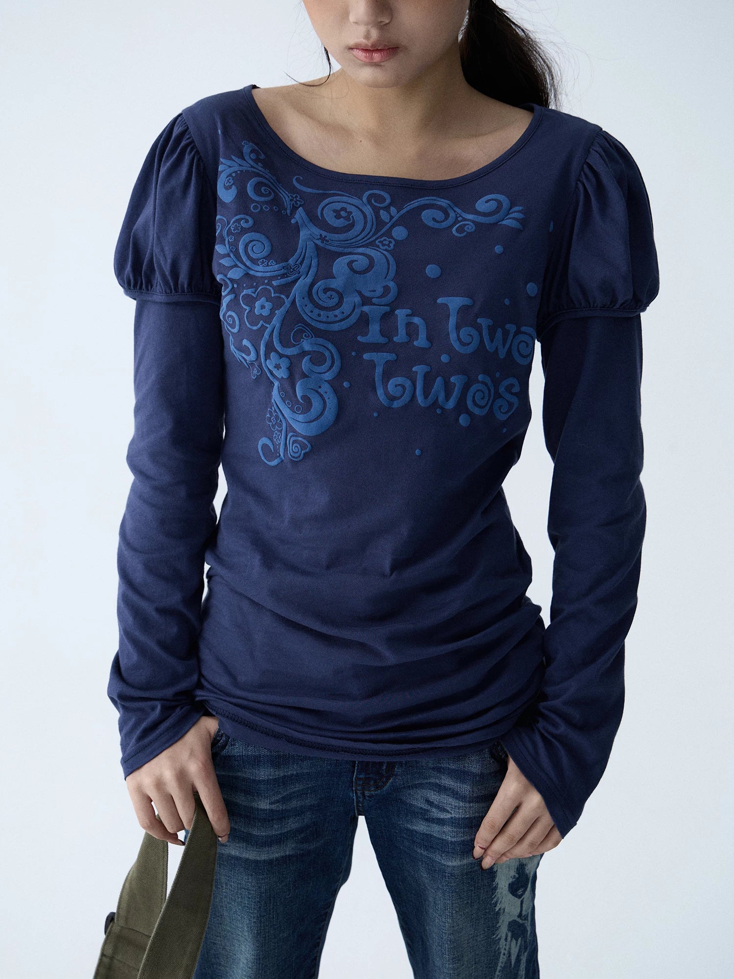 In Two Twos Micro Transparent Bubble Sleeve Fake Two Tee