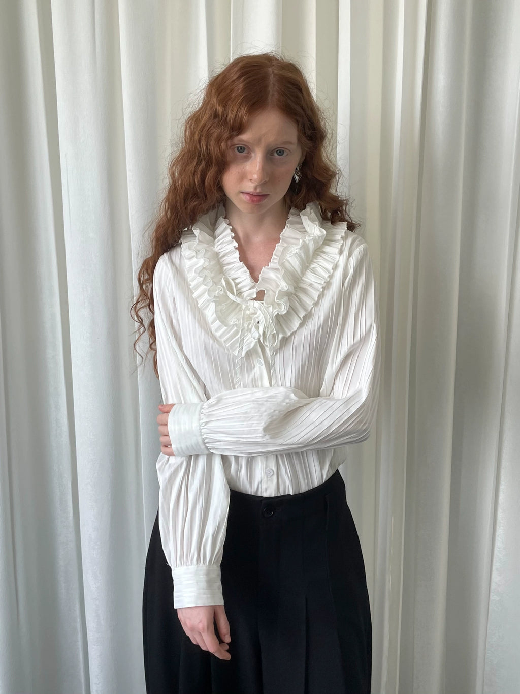 Loosesmell Large Lace-Up Collar Long Sleeve Shirt