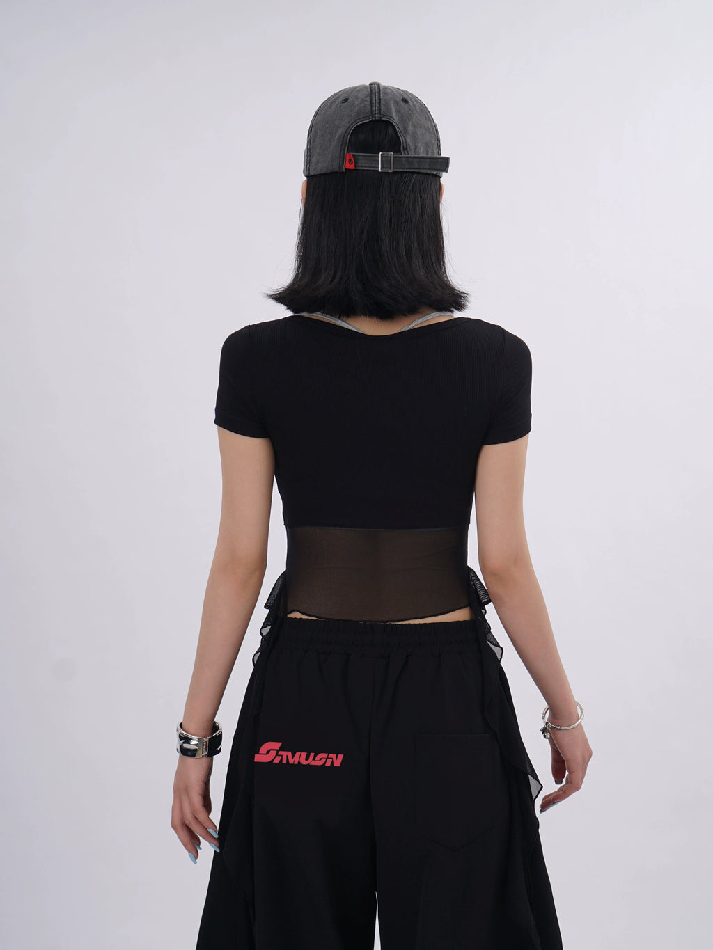 SAMUSAN Mesh Fringed Short Tee