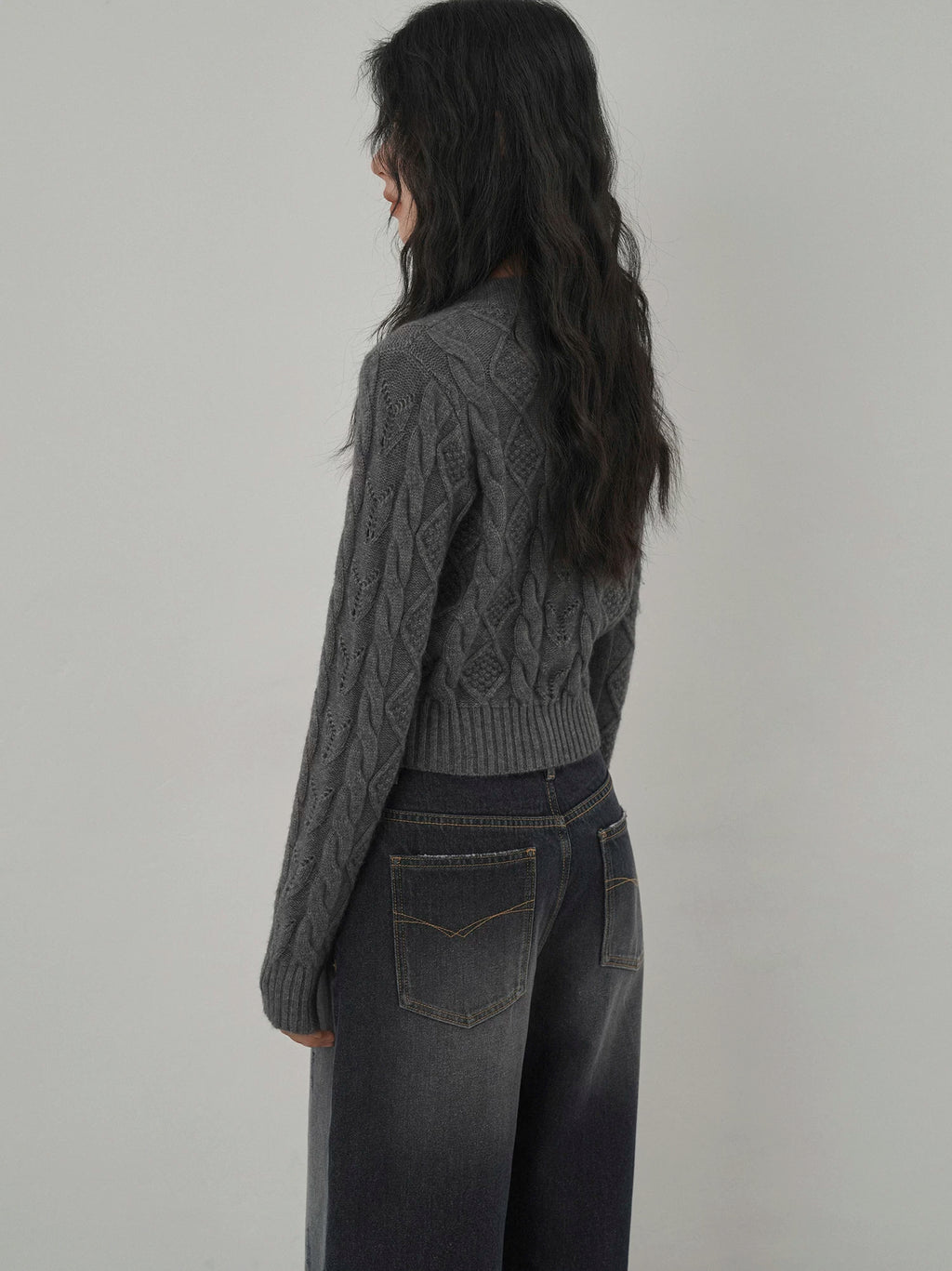 EIGHTHMONTH Jacquard V-neck Knitted Sweater