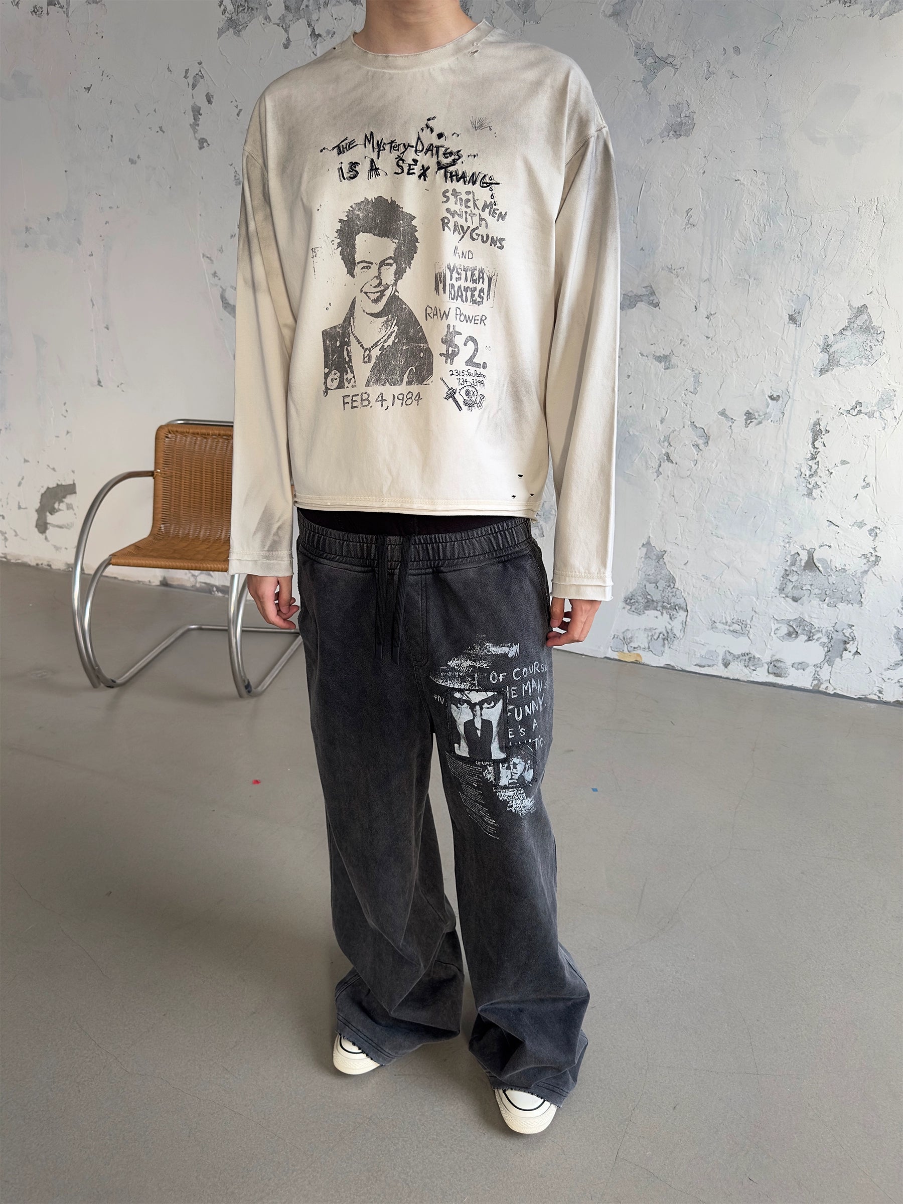 Erole Dirty Dye Old Damage Embroidery Print Long Sleeve