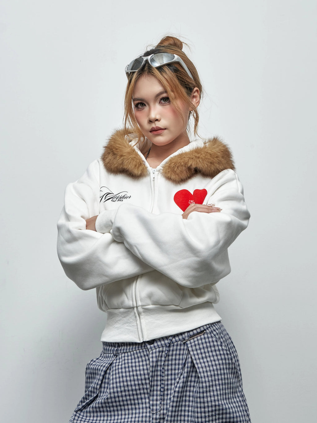 Saimt Retro Heart Detachable Faux Fur Collar Hoodie