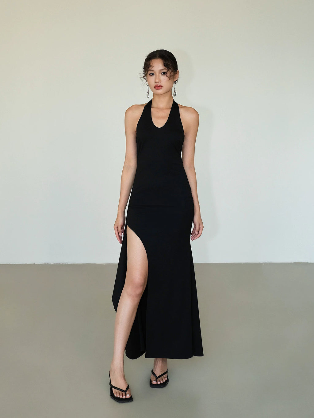 Ousph Strap V-neck Neck Dress