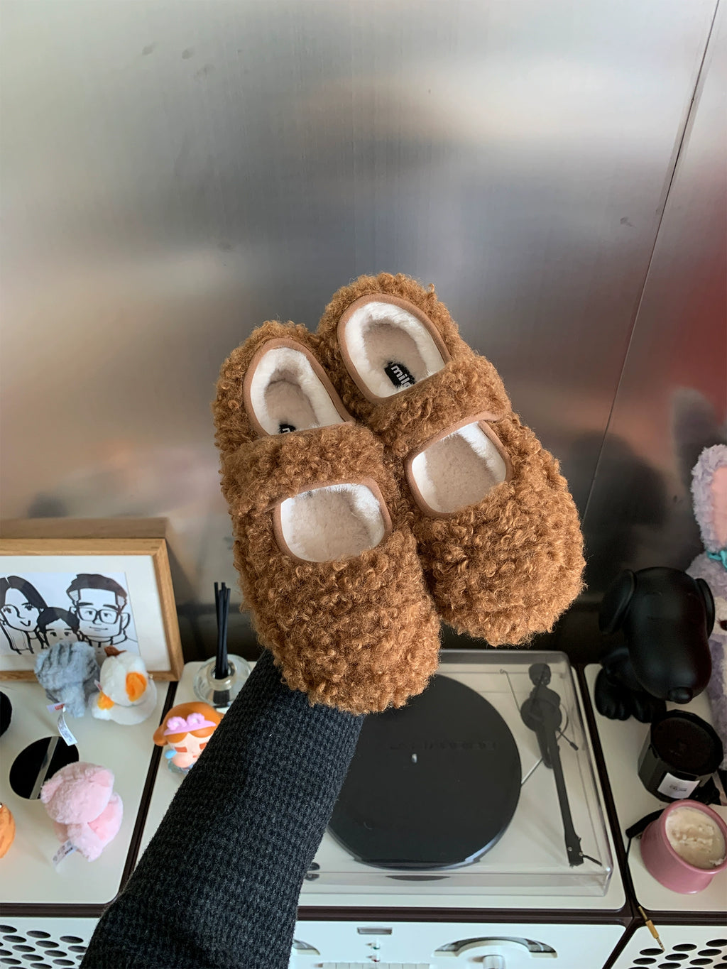 Milooey Soft-soled Velcro Bread Shoes