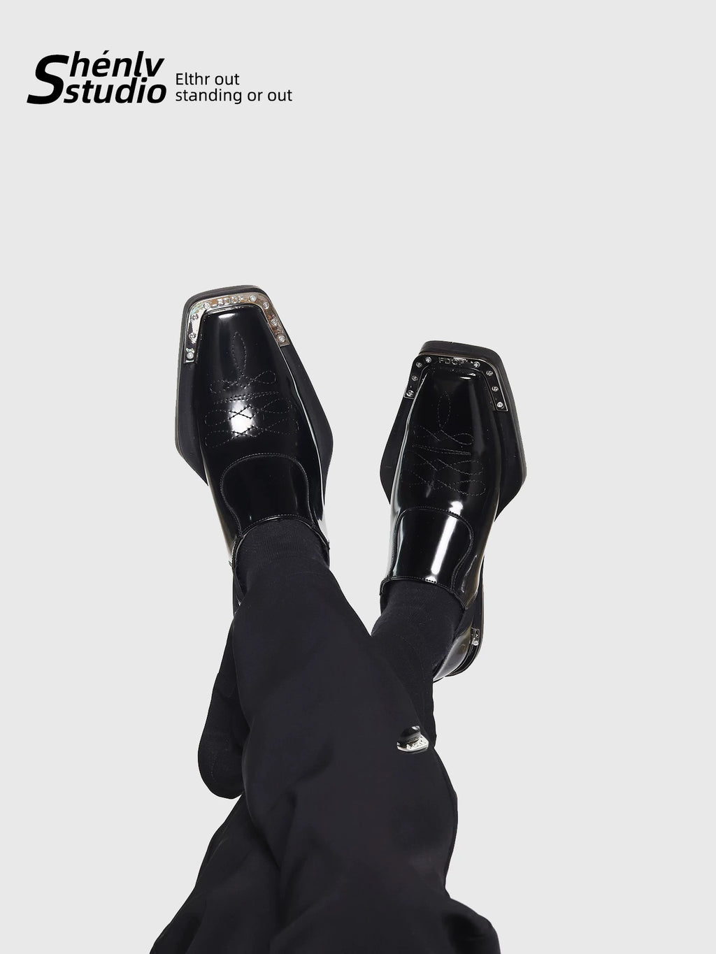 SHENLV STUDIO Square Head Embroidery One-pedal High-heeled Leather Shoes
