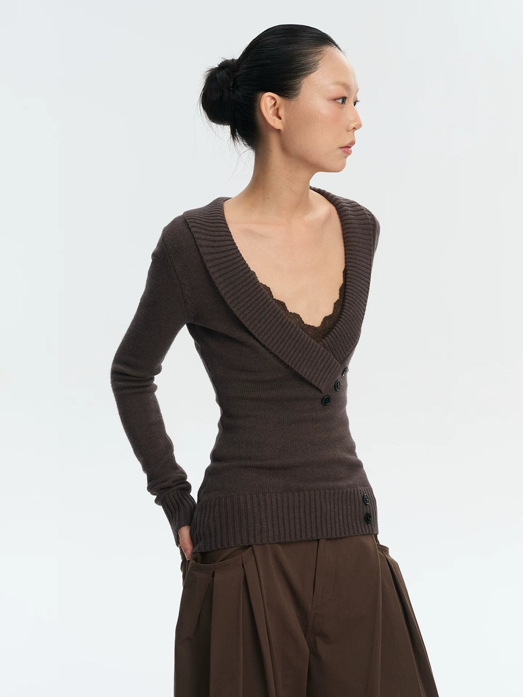 LINY LIBERTY Vintage Slim-fit V-neck Knitted Sweater