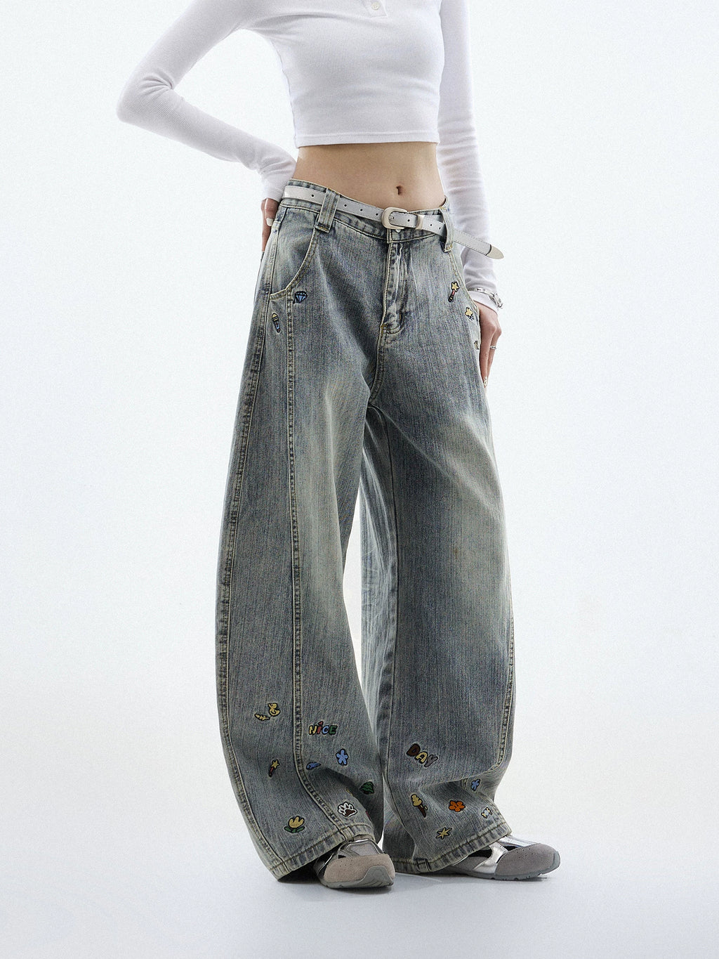 CHANT2nd Cartoon Embroidered Loose Jeans