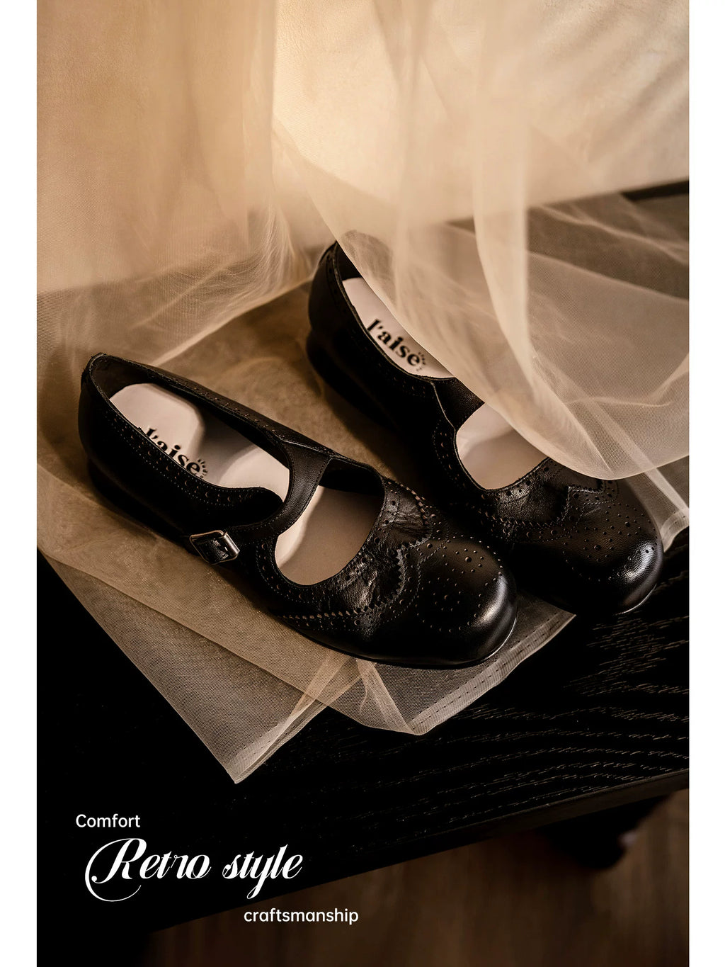L'aise Carved Round Toe Shoes