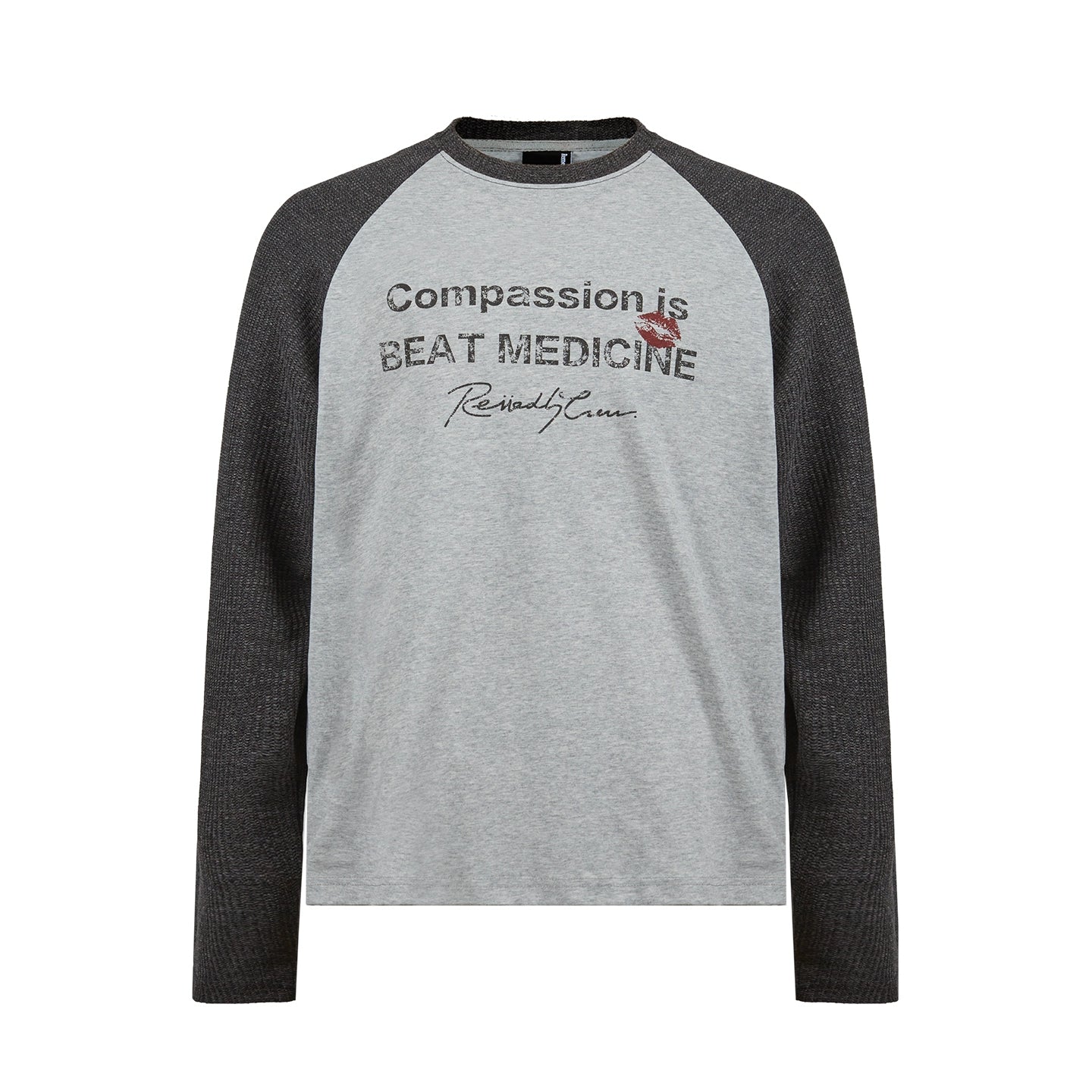 Remedy Letters Old Contrasting Color Shoulder Sleeves Long Sleeves