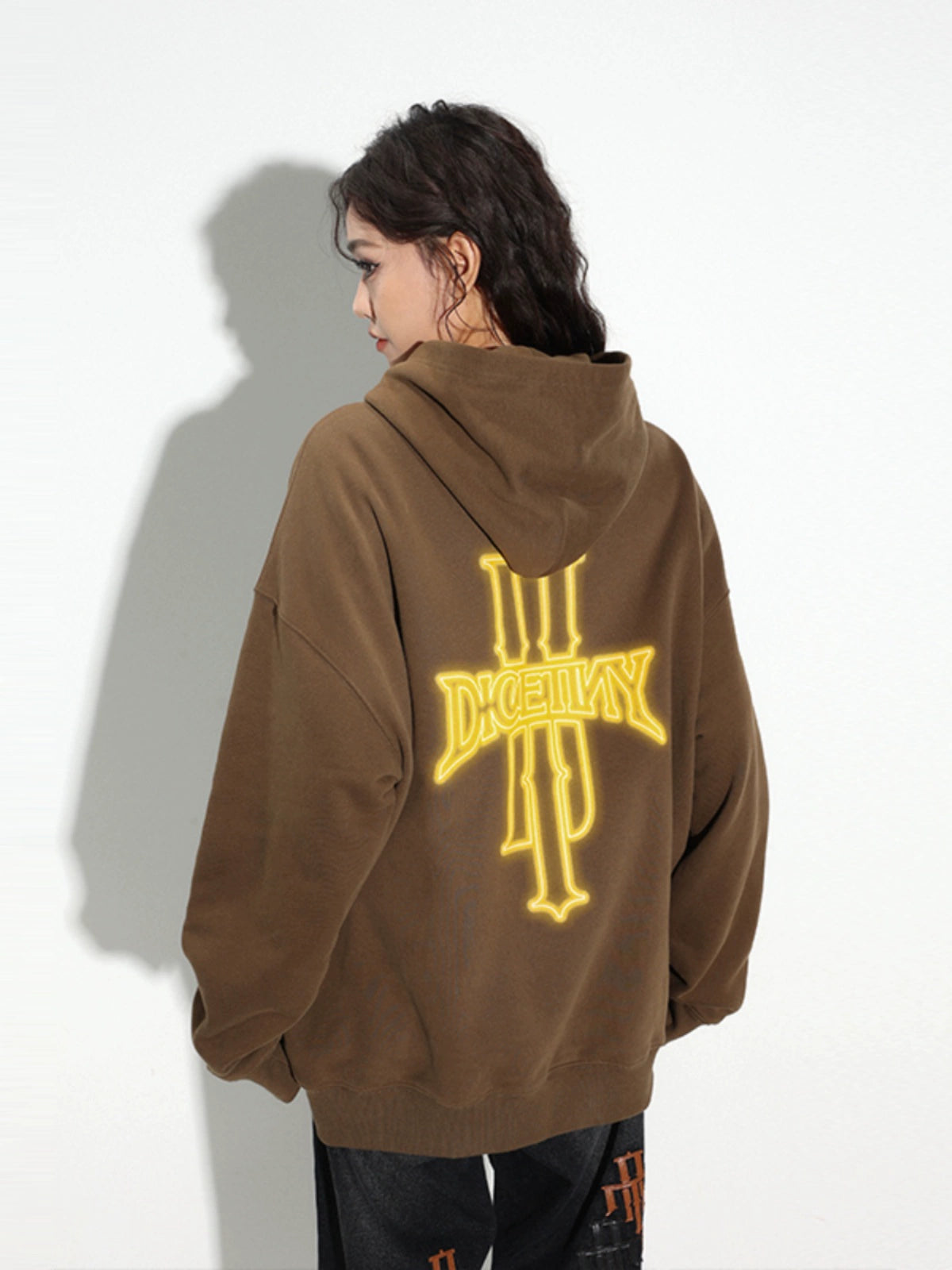 DICETINY Luminous Logo Retro Sweater