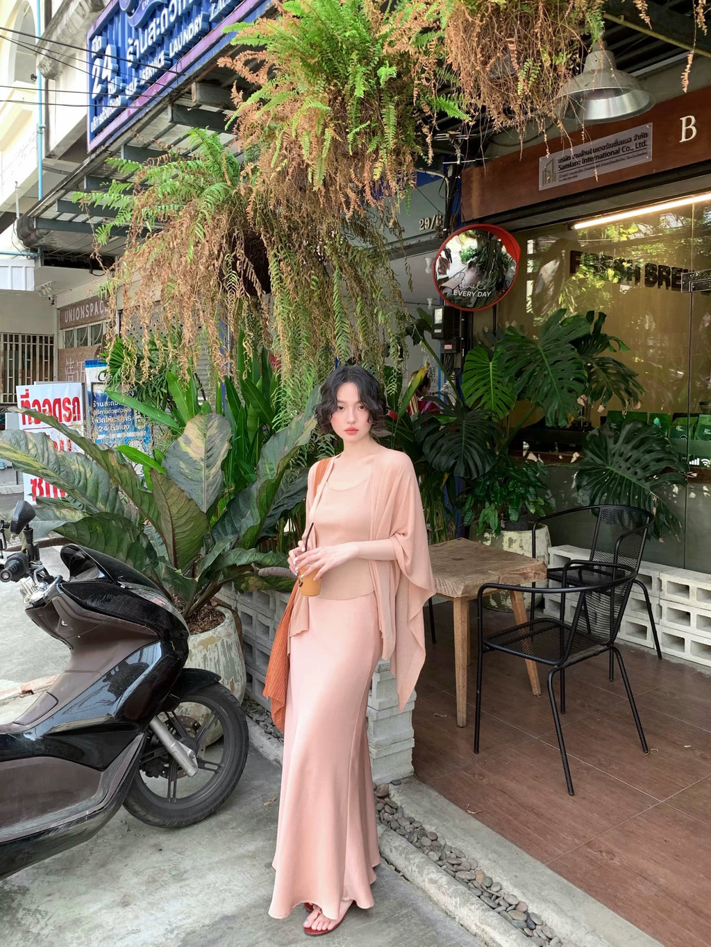 KELIFAN Retro Temperament Slim-fitting High-waisted Skirt