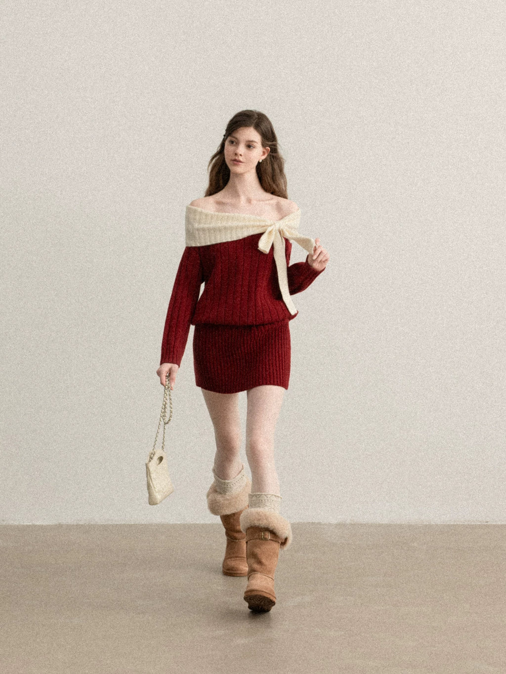 Cantonstory One-word Shoulder-wrapped Hip Long-sleeved Knitted Dress