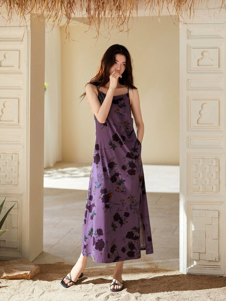 Yuenei Nightdress with Chest Pad and Suspender